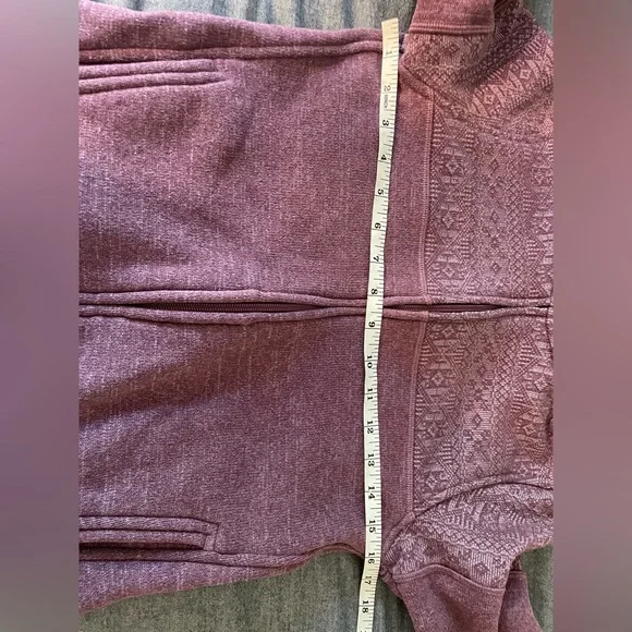 Patagonia Iceland Women's Zip-Up Hooded Sweater Jacket - Plum - Picture 6 of 7
